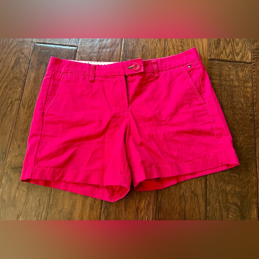 Cute red Tommy Hilfiger shorts sz. 4